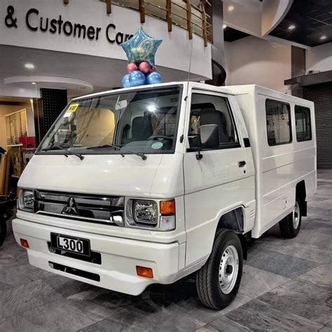Mitsubishi Carworld Pampanga by Tom Tuazon .